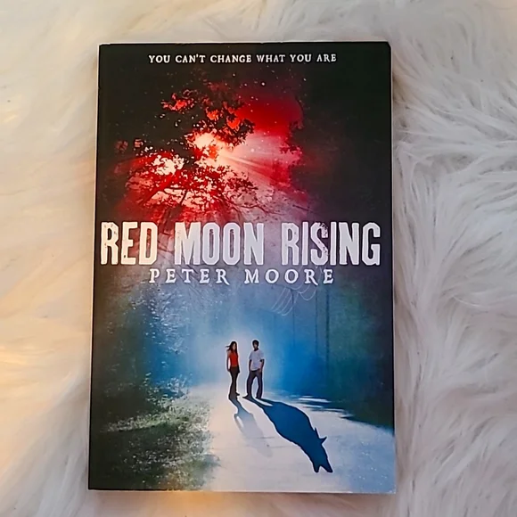 Red Moon Rising by Peter Moore - Picture 1 of 2